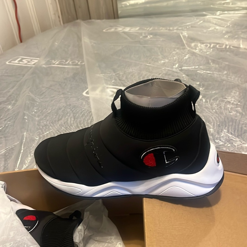 Shoe that are brand new